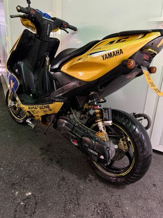 Yamaha Aerox 49cc Amarilla
