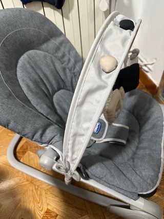 Mecedora Chicco gris