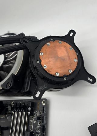 Cpu i5 9600k Gigabyte Z390 Aorus Pro Wifi NZXT X52