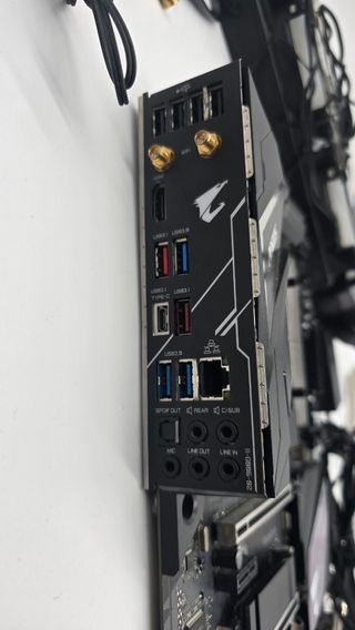 Cpu i5 9600k Gigabyte Z390 Aorus Pro Wifi NZXT X52