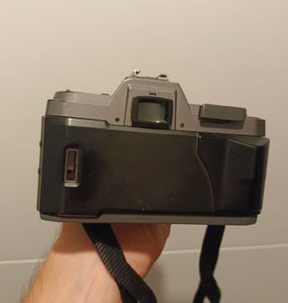 Cámara Pentax P30T con objetivo Zoom 70-200mm