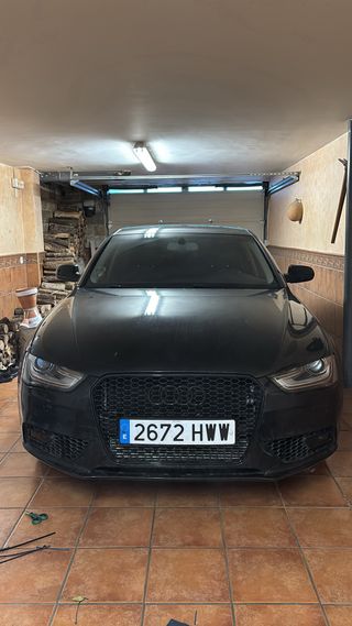 Audi A4 2014
