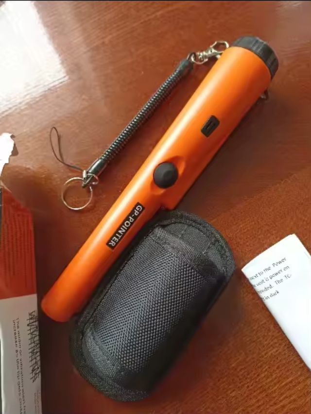 Detector de metales GP-POINTER naranja