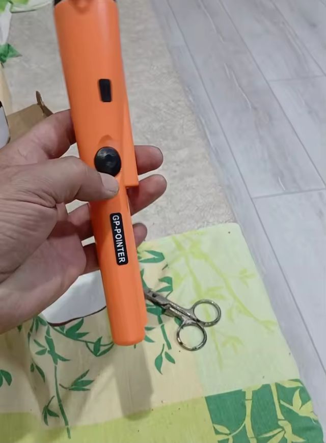 Detector de metales GP-POINTER naranja