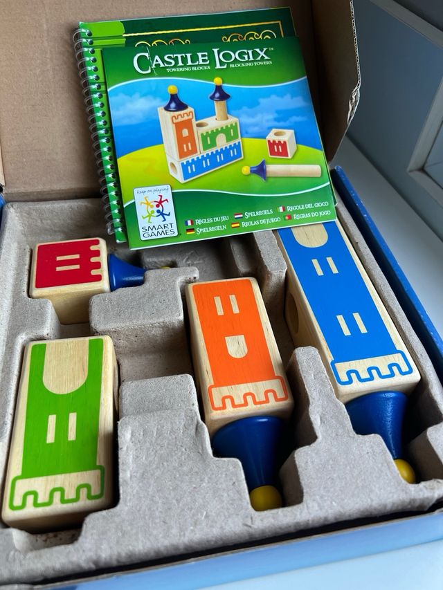 Castle Logix 3-7 Juego de Lógica