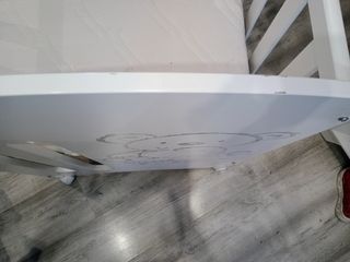 Cuna de bebé blanca micuna con textiles