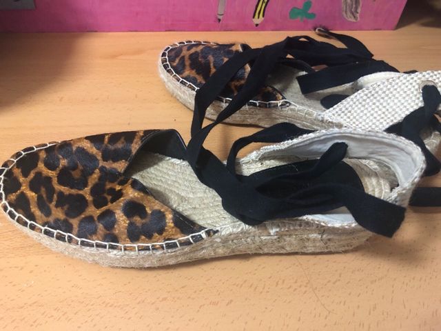 Zapatillas de esparto con estampado animal