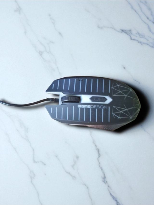 Tastiera Gaming RGB momo design