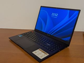 Portátil Asus VivoBook 15 2.8K