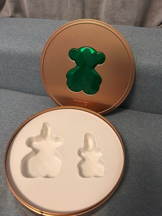 Caja Metálica Tous Dorada y Verde