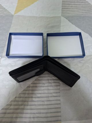 Cartera de cuero negra