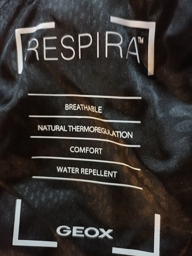 Plumas Geox Negro con cuello de pelo