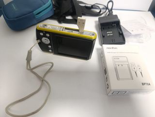 Macchina fotografica compatta Samsung PL90 -12mpxl