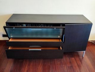 Aparador de salón madera y cristal