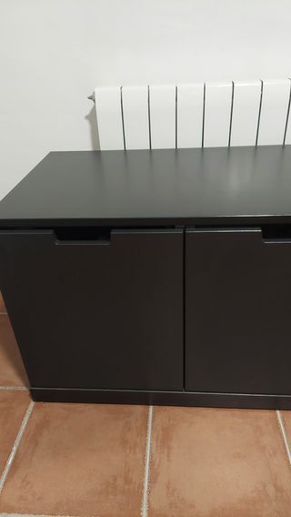 Baúl de almacenamiento negro