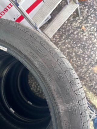 Neumáticos 225/45 R18 91Y casi nuevos