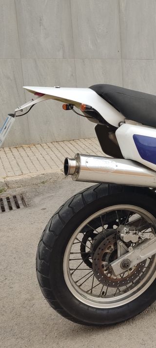 Colin tipo rally para Yamaha XTZ750