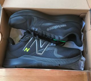 Zapatillas New Balance Negras Talla 45.5