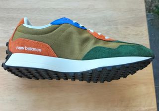 Zapatillas New Balance Verde y Naranja Talla 45.5