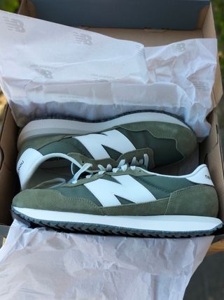 Zapatillas New Balance 45 Verde y Blanca