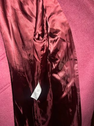 Abrigo vintage rojo con cuello de pelo
