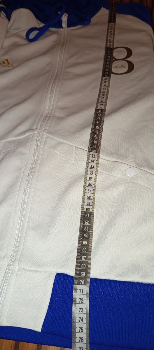 Chaqueta deportiva Adidas Kaká nº8 XXL como nueva