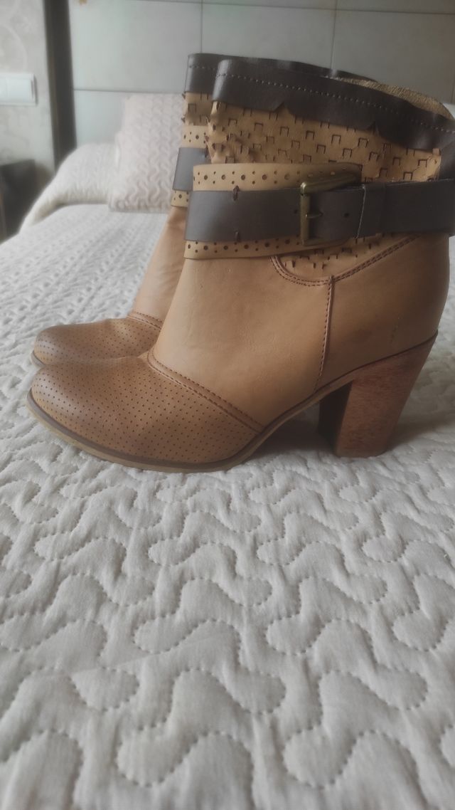 Botibes marrones 39