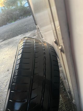 4 Ruedas Volkswagen Golf 4