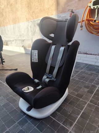Silla de coche para bebé grupo 2-3.