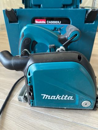 Fresadora Makita CA5000XJ 1300W 118mm