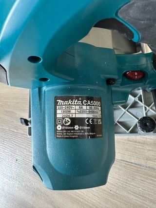 Fresadora Makita CA5000XJ 1300W 118mm
