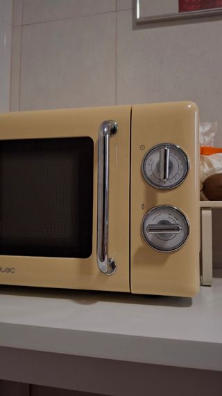 Microondas Cecotec 20L Retro