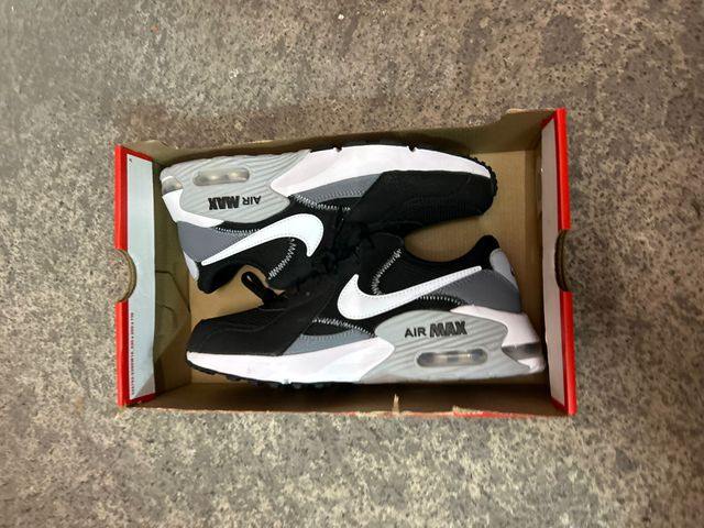 Nike Air Max Excee Scarpe Uomo Nero Grigio Bianco