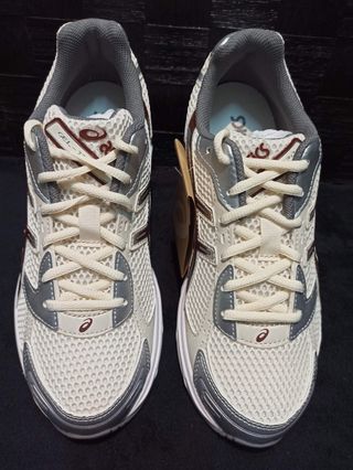 Asics 1130 Cream/Reddish Brown