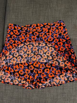Falda pantalón estampada flores