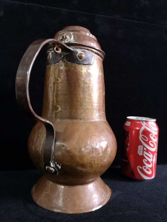 Chocolatero cobre y latón S.XVIII