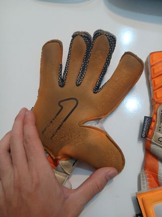 Guantes de Portero Rinat Talla 7