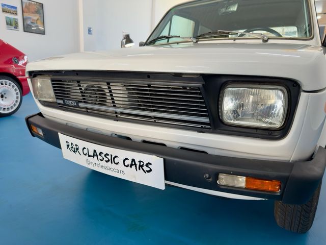 SEAT 127 Comercial Restaurado