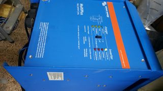 Inversor y Cargador Victron MultiPlus 24/3000