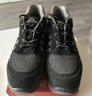 Zapatos de seguridad Bee Work negros y grises