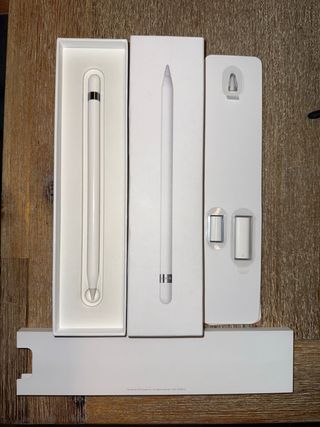 Apple Pencil di prima generazione + adattatore USB-C