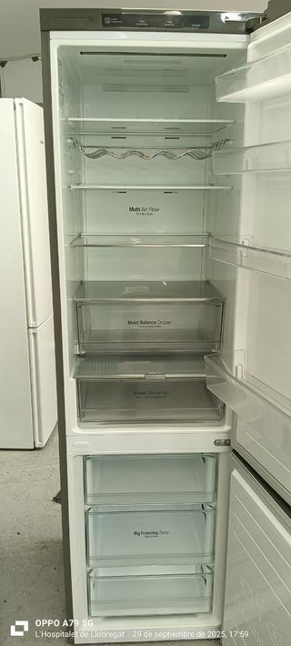 NEVERA COMBI L. G NO FROST ENERGÍA A+++