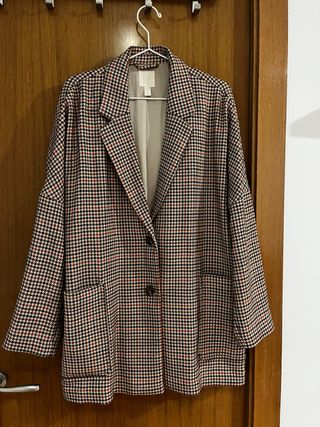 Chaqueta cuadros oversize beige 