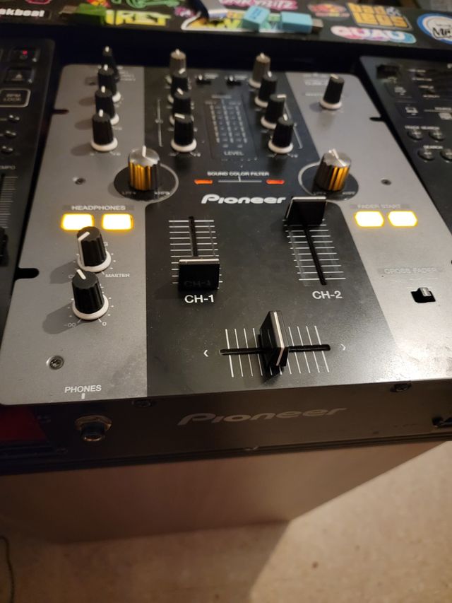 Pioneer DJM-250 Mixer