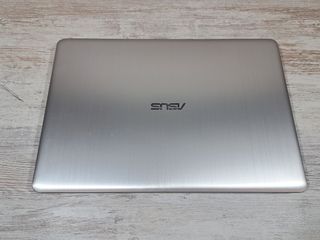 Portátil ASUS VivoBook i7 8750H 16GB 240SSD 1050 2