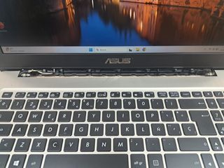 Portátil ASUS VivoBook i7 8750H 16GB 240SSD 1050 2