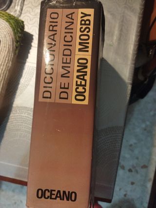 Diccionario De Medicina Oceano Mosby (Spanish E...