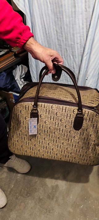 Maleta de viaje con ruedas