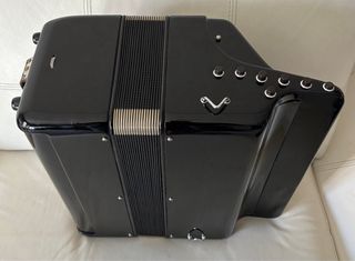 Acordeón Júpiter Bayan