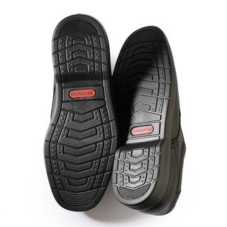 Zapato cómodo negro